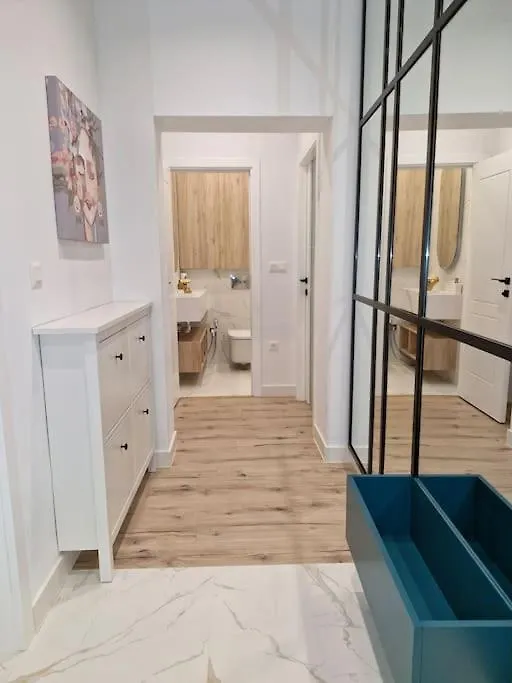 Apartment Marbel - Designer Retreat With Free Parking Burgas City Bulgarien